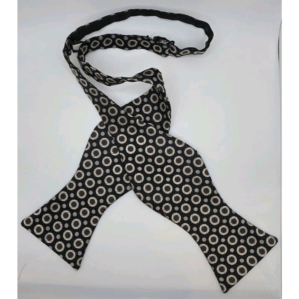 St Patrick Mens Self Tie Bow Tie Brown White Geometric Circle Microfiber Formal
